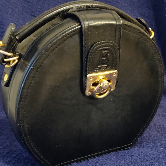 Black Circular Purse - Picture 1 of 8